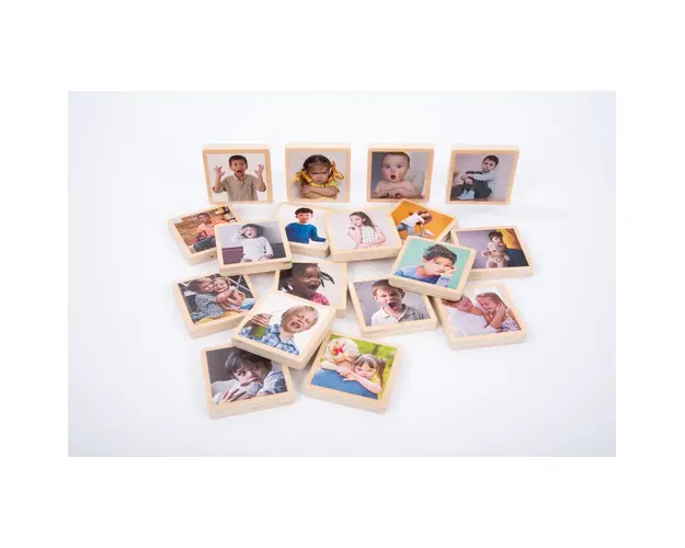 Set de 18 placute din lemn - Emotiile mele