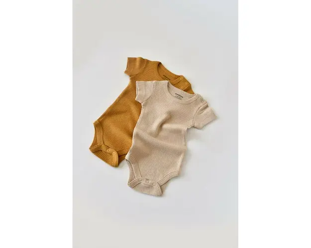 Set de 2 body-uri cu maneca scurta din bumbac organic si modal - Mustar/ Somon BabyCosy (Marime: 0-3 Luni)
