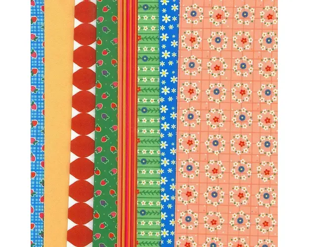 Set de materiale hainute pentru papusi Couture Floral squares, Dress Your Doll