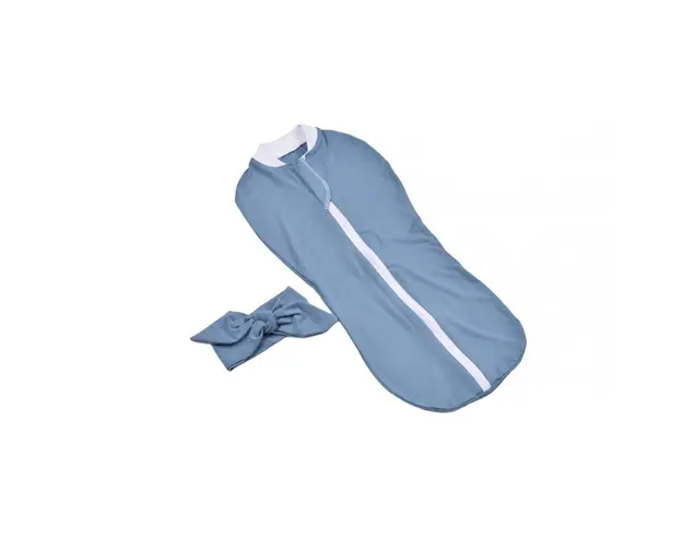Set sistem de infasat si caciulita bambus blue 0-3 luni