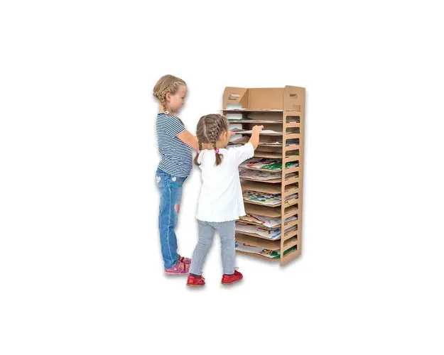 Uscator de desen carton