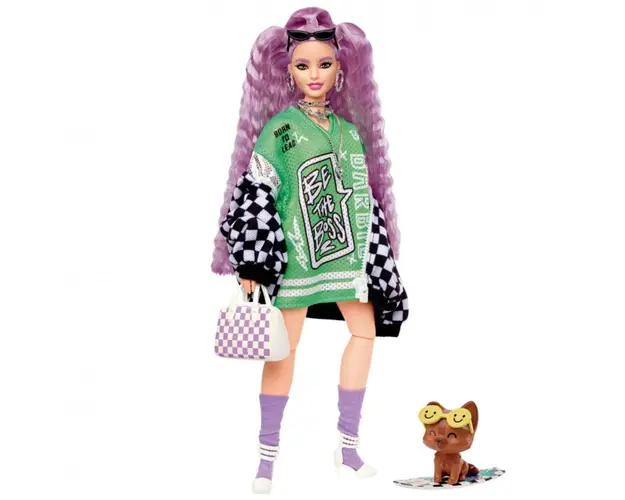 Papusa Barbie Extra cu jacheta