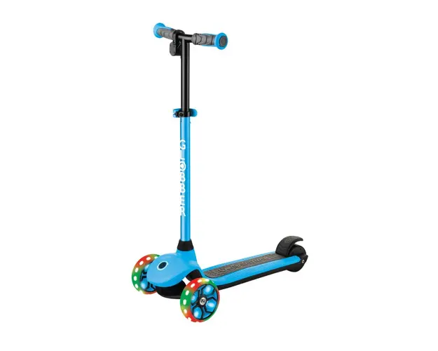 Trotineta Globber E-Motion 4, autonomie 8-10 km, Albastru