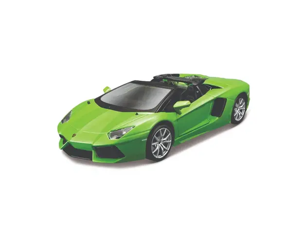 Masina Maisto Lamborghini Aventador LP 700-4 Roadster 1:24