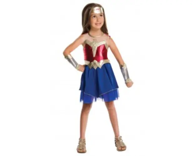 Costum fetita fantastica