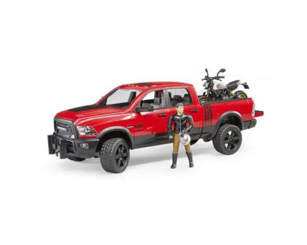 BRUDER - MASINA DE TEREN RAM 2500 CU MOTOCICLETA SCRAMBLER DUCATI DESERT SI SOFER