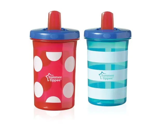 Cana cu duza plata Tommee Tippee Super Siper