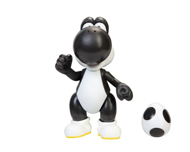 Figurina articulata Super Mario Black Yoshi 10 cm cu ou