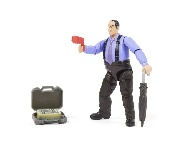 Figurina cu 3 accesorii DC Batman 10 cm