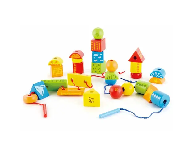 Joc de constructie cu cuburi din lemn Hape 32 piese