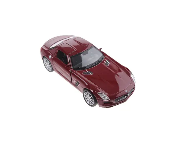 Masinuta metalica Welly Mercedes SLS