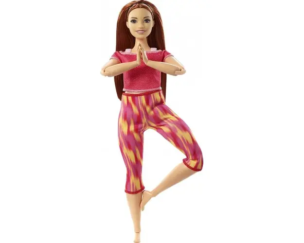 Papusa Barbie Made To Move