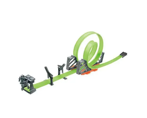 Pista cu 2 bucle, 2 masinute si 1 lansator Sprint Topspeed