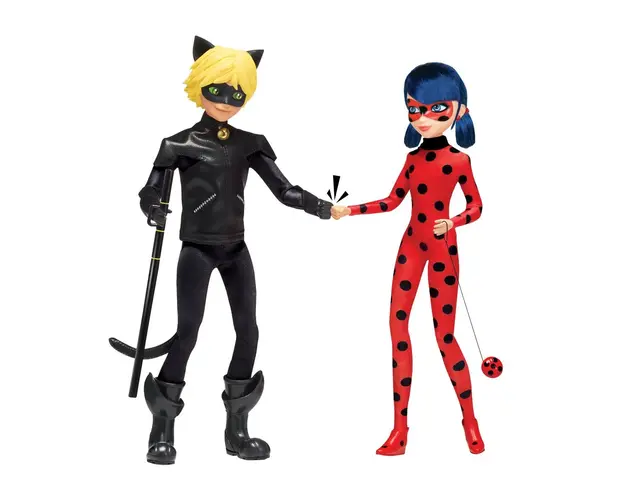 Set 2 papusi Miraculous Buburuza si Cat Noir 30 cm