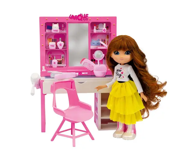 Set de joaca cu papusa Giochi Preziosi Unique Eyes Beauty Day