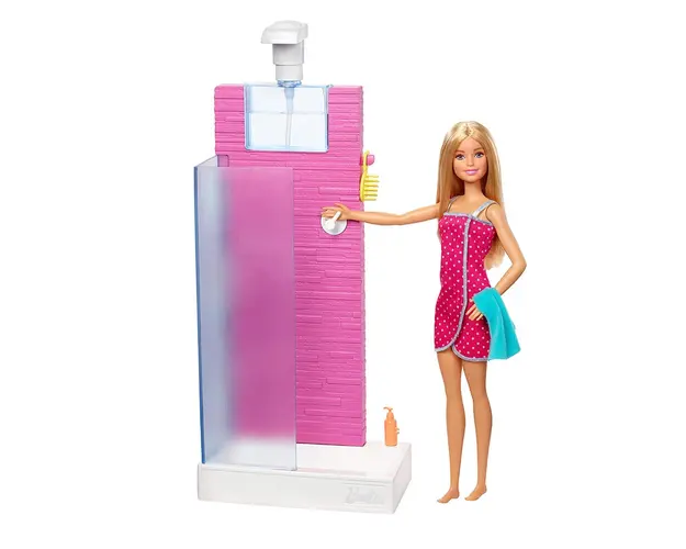 Set de joaca cu papusa si mobila Barbie