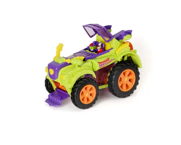 Set masinuta cu 2 figurine SuperZings Monster Roller Raufacator