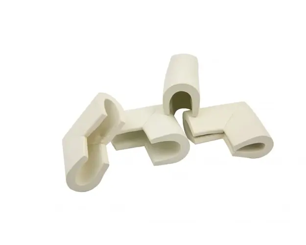 Set 4 protectii colturi in forma U, 3.5x0.7x6 cm, Alb Fildes