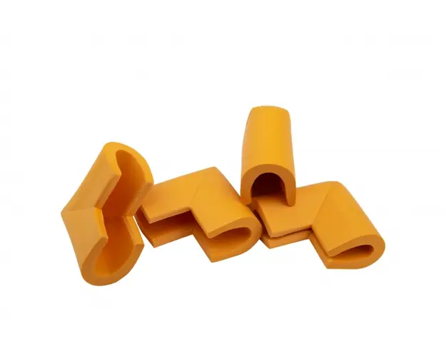 Set 4 protectii colturi in forma U, 3.5x0.7x6 cm, Portocaliu