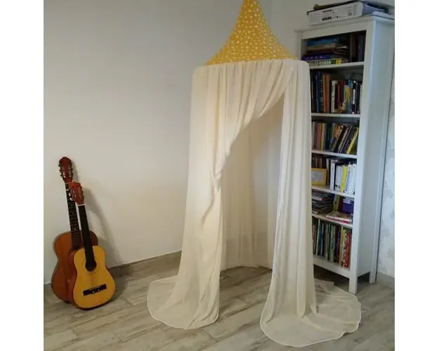 Baldachin de tavan galben cu stele ivory diametru 75 cm