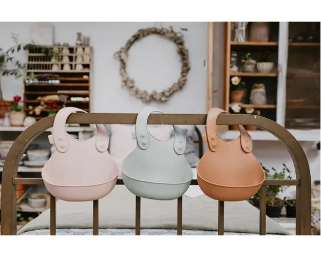 Bavetica pentru diversificare si hranire Bibs cloud
