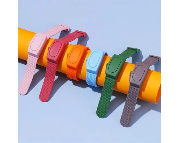 Bratara Dispenser pentru dezinfectant maini Negru