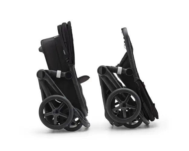 Carucior 2 in 1 Bugaboo Fox 5 black forest green