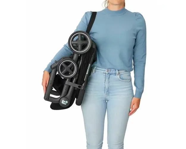 Carucior Lara 2 Maxi-Cosi Essential Black