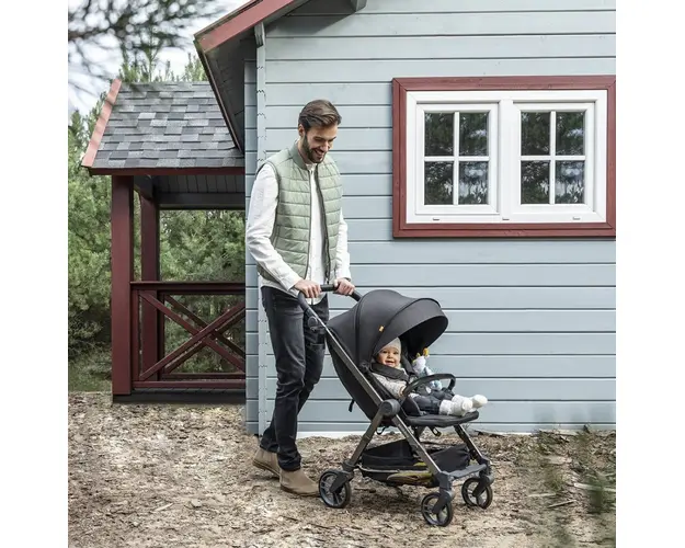 Carucior sport pliabil Skiddou Mell Onyx ultracompact pentru calatorii Negru