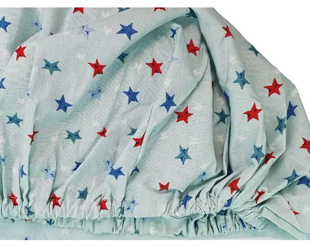Cearceaf cu elastic patut bebelus 70x110 imprimat cu Stelute somnoroase