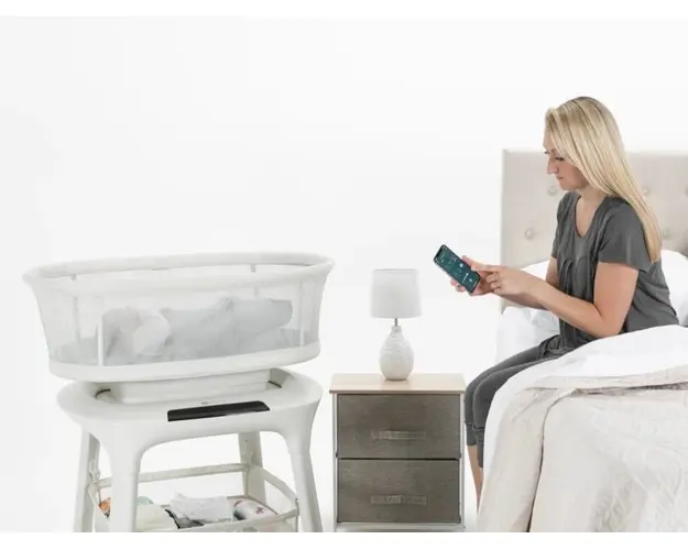 Cos de dormit cu leganare MamaRoo