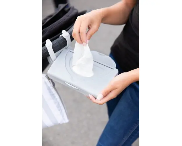 Dispenser portabil pentru servetele umede Ubbi On The Go gri