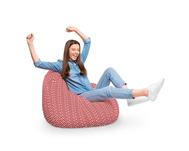 Fotoliu Puf Bean Bag tip Para XL model rosu si alb