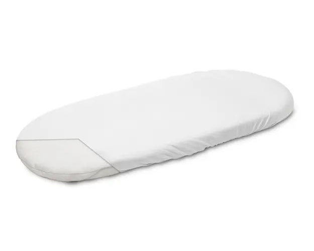Husa de bumbac cu elastic pentru salteaua de landou alba