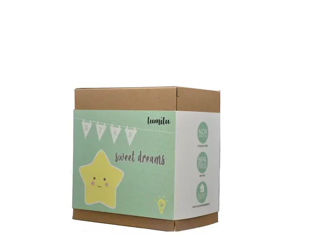 Lampa de veghe cu LED cu oprire cronometrata forma stea galbena Lumilu Sweet Dreams Star Reer
