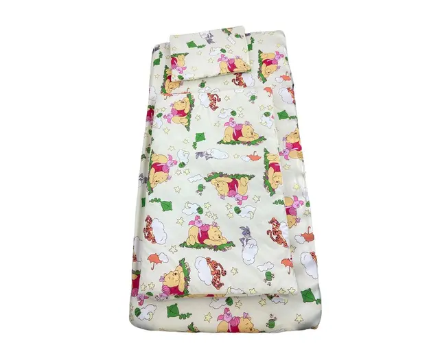 Lenjerie de pat 3 piese cu cearceaf plapumioara si pernuta slim 140x70 cm Croitoria Noastra Winnie pe galben
