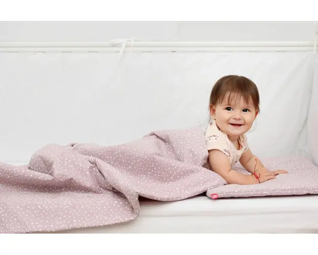 Lenjerie de pat copii KidsDecor 3 piese Marshmellow Spots 63x127 cm 75x100 cm