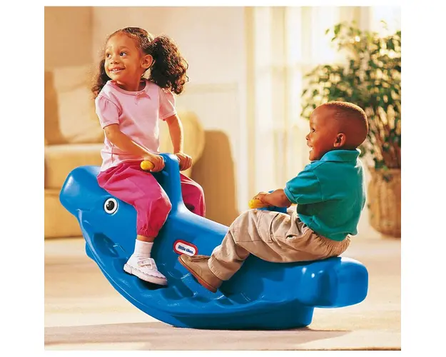 Balansoar balena Little Tikes