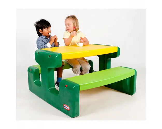 Masuta mare pentru picnic Little Tikes verde