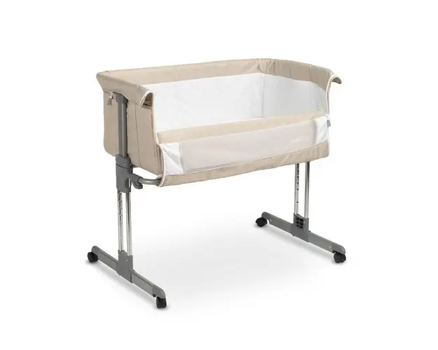Patut co-sleeping cu saltea si reglare in 7 pozitii Caretero Sleep2gether bej