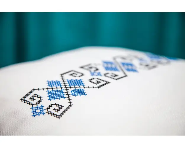 Perna decorativa 40x40 cm Simbolul Dorului