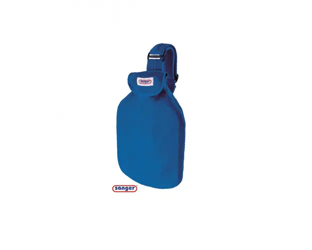 Perna pentru apa calda sau rece cu husa anatomica cu banda de fixare pe corp culoare albastra 2L