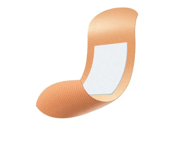 Plasturi universali Pic Solution Classic mix 4 dimensiuni cu solutie antibacteriana 20 buccutie