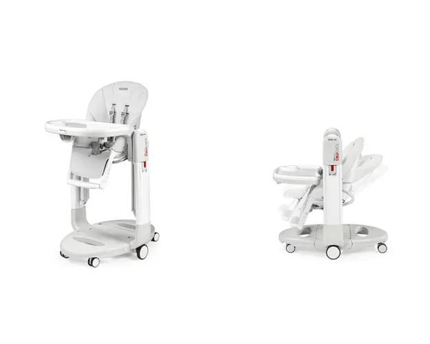 Scaun de masa 3 in 1 Peg Perego Tatamia Follow Me 0-15 Kg Wonder Grey