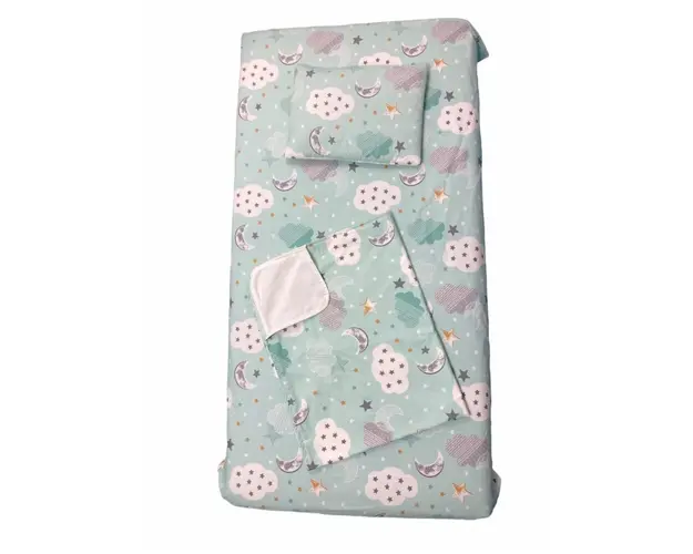 Set 3 piese paturica cu cearsaf si pernuta 120x60 cm Nori cu luna vernil