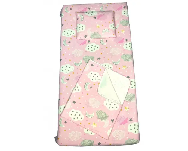 Set 3 piese paturica cu cearsaf si pernuta 140x70 cm Nori cu luna roz
