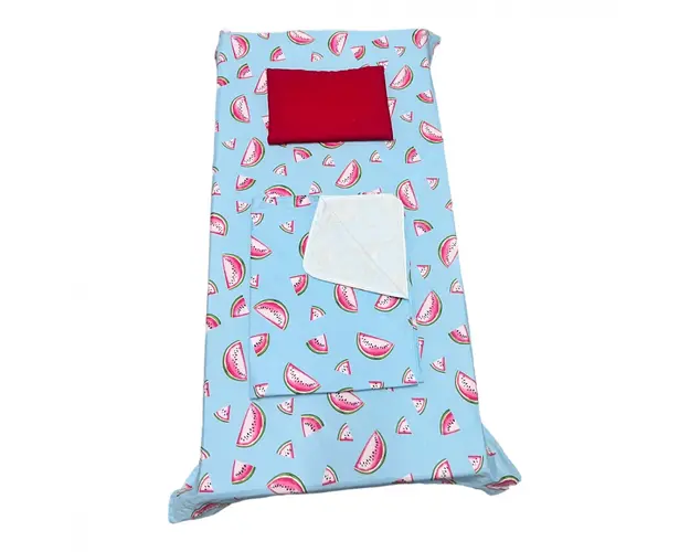 Set 3 piese paturica cu cearsaf si pernuta 140x70 cm Pepene rosu pe bleu
