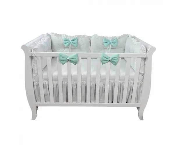 Set 4 perne aparatori super groase albe + cearsaf cu volanas si fundite 140x70 cm vernil