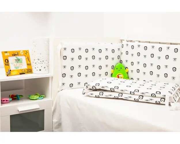 Set aparatori patut si babynest zoo