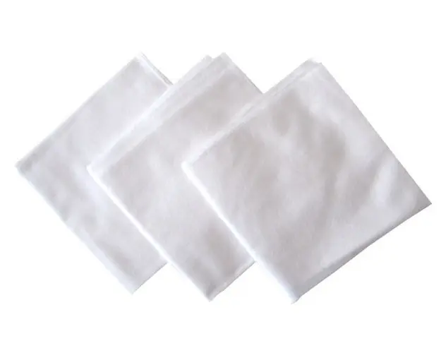 Set de 2 cearsafuri pt pat de 120x60 cm din finet cu elastic pe colturi